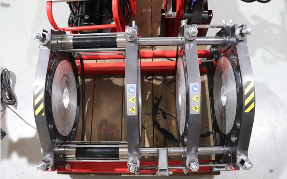 Гидравлический HDPE сварочного аппарата 220V сплавливания батта 50HZ 355MM с вагонеткой